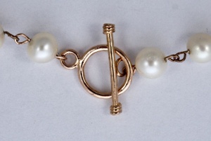 Rose Gold Plated and Freshwater Pearl Chain Link Bracelet